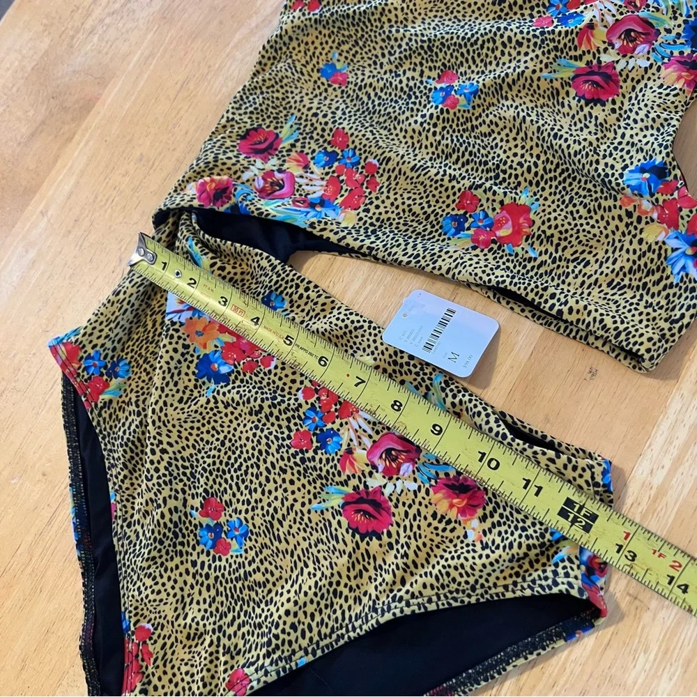 BEACH RIOT Women's One-Piece Swimsuit Size M In Assorted - Picture 4 of 7